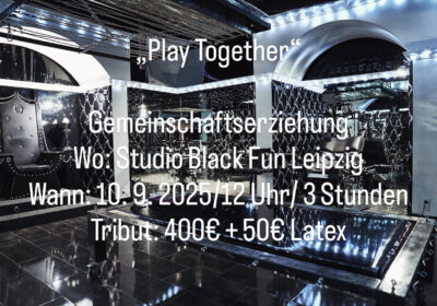 play-together-im-dominastudio-leipzig-–-black-fun-latex-dreams